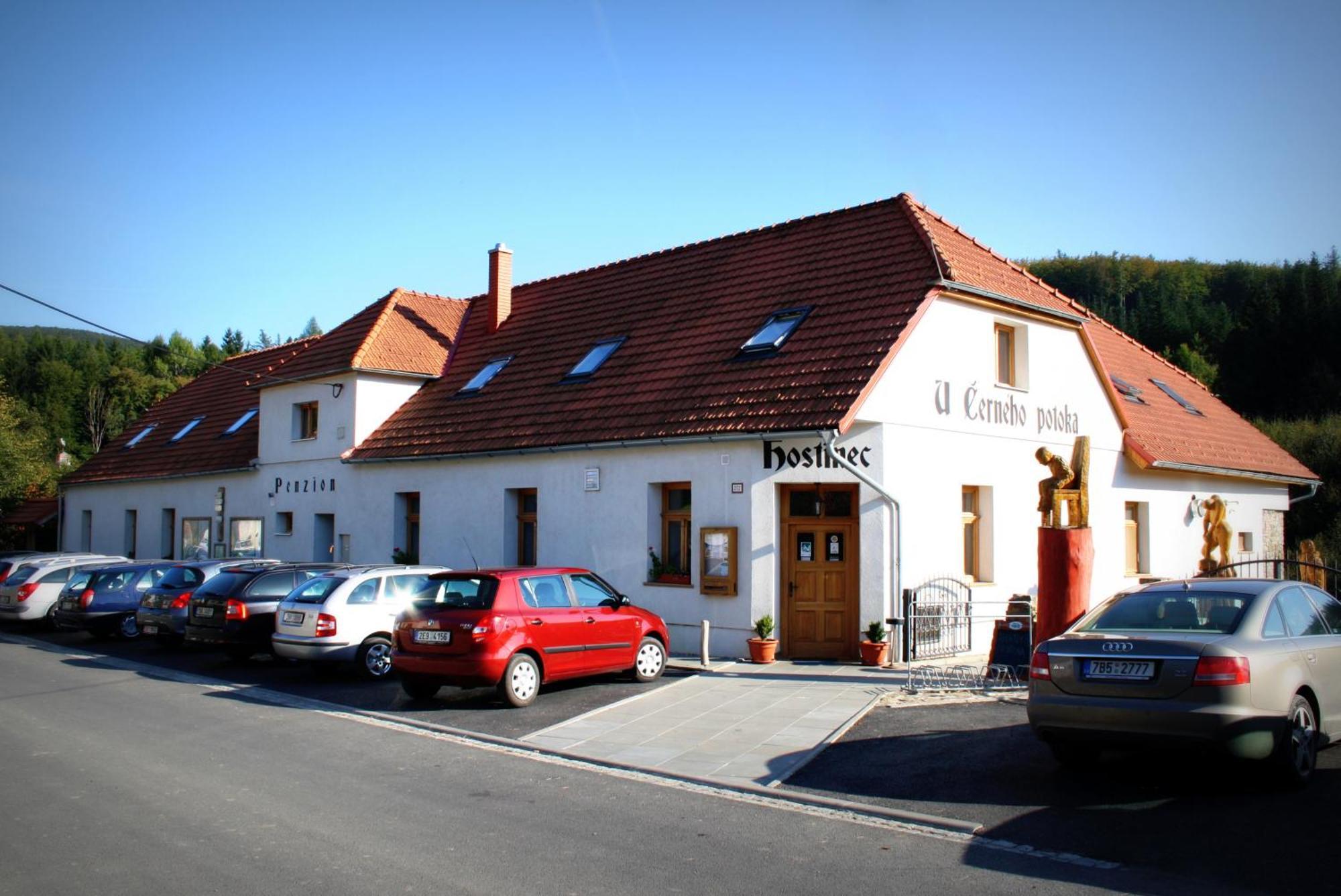 Penzion U Cerneho Potoka Hotel Nová Lhota Eksteriør billede